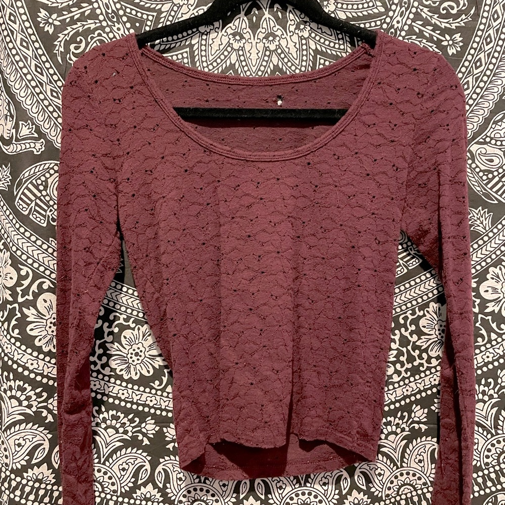 American Eagle Long Sleeve Maroon Top